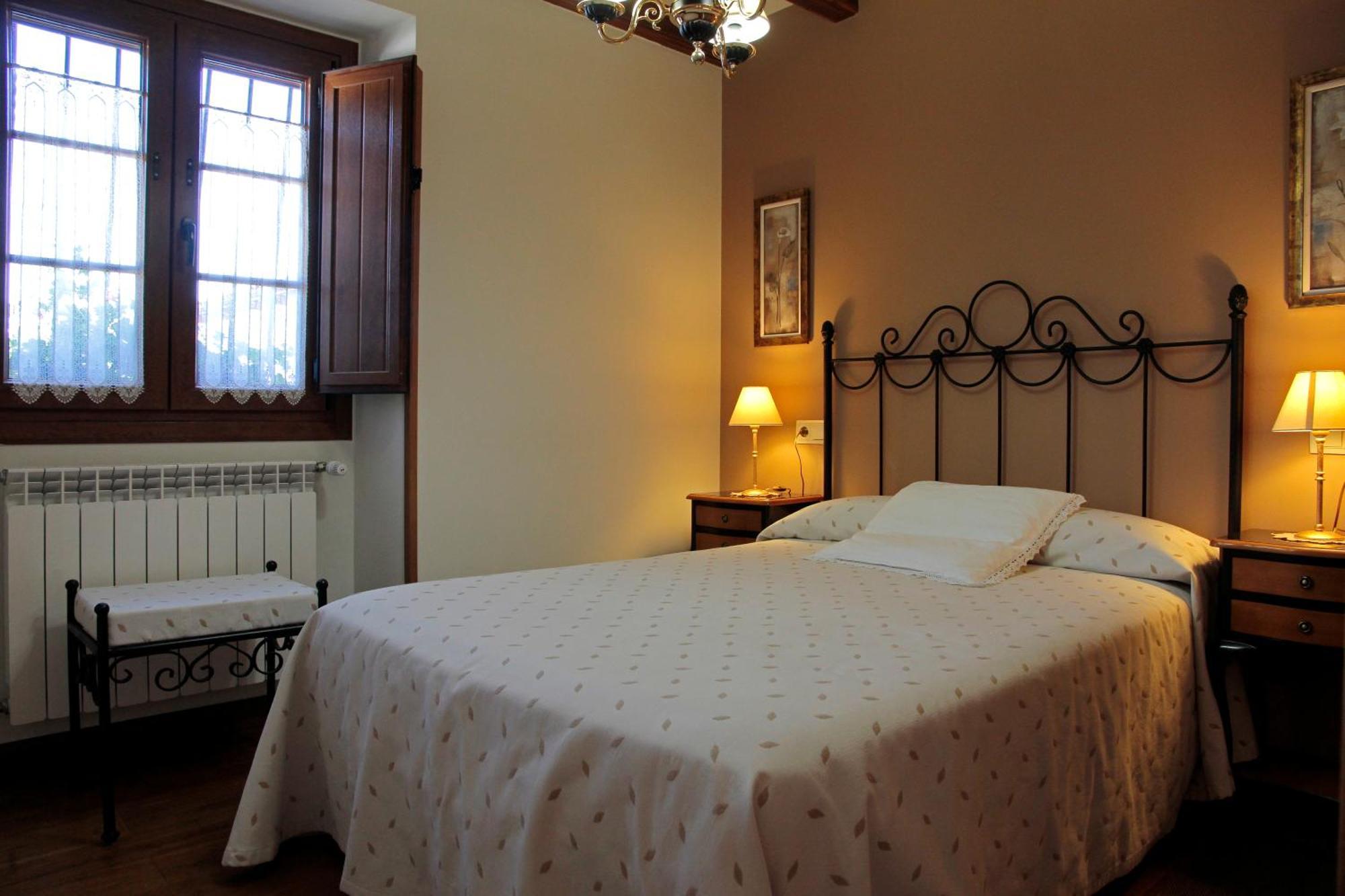 Casa Rural Juliana Ustes Экстерьер фото