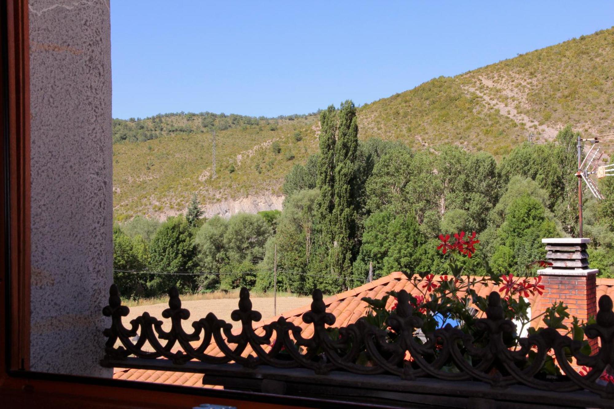 Casa Rural Juliana Ustes Экстерьер фото